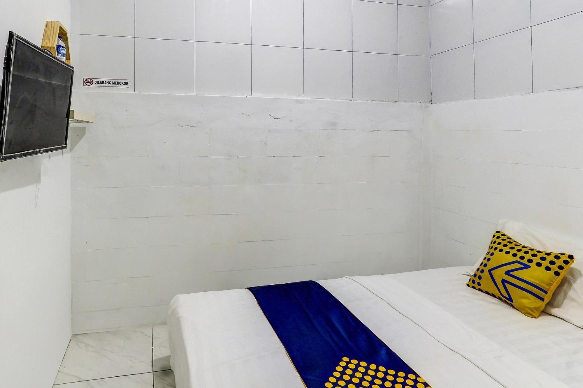Spot On 90780 Gang Tengah Homestay Syariah Semarang Extérieur photo