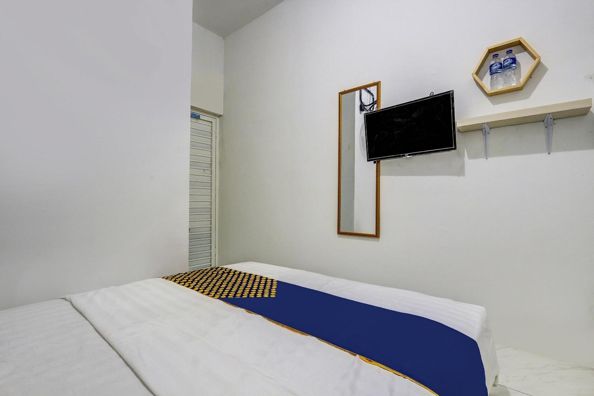 Spot On 90780 Gang Tengah Homestay Syariah Semarang Extérieur photo