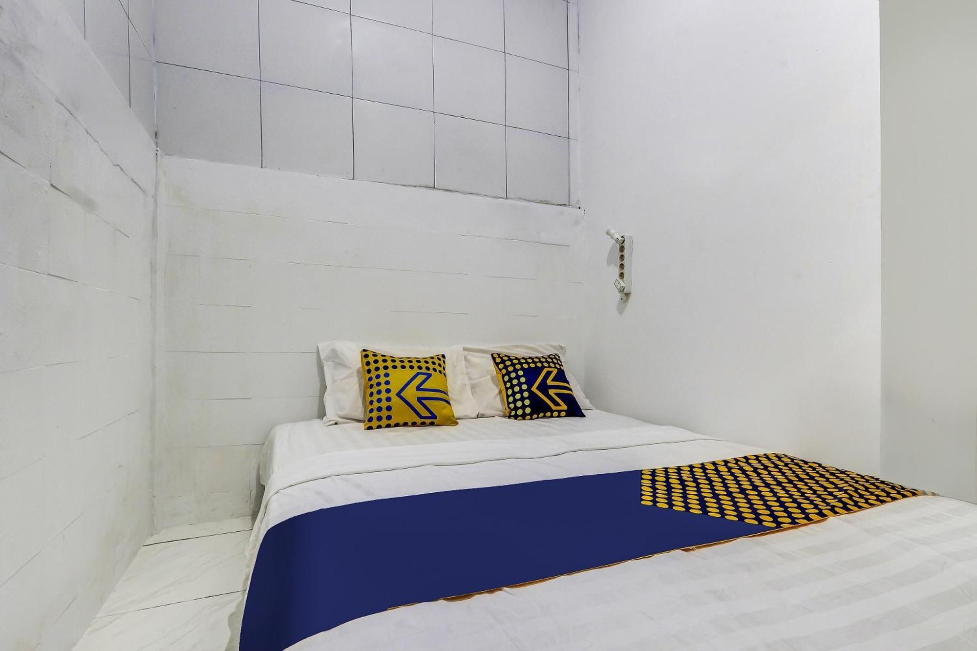 Spot On 90780 Gang Tengah Homestay Syariah Semarang Extérieur photo